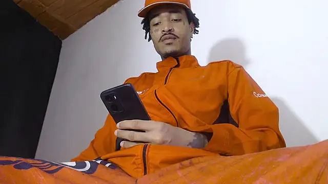 Anaconda larga online show from March 2026 02:29:01 PM