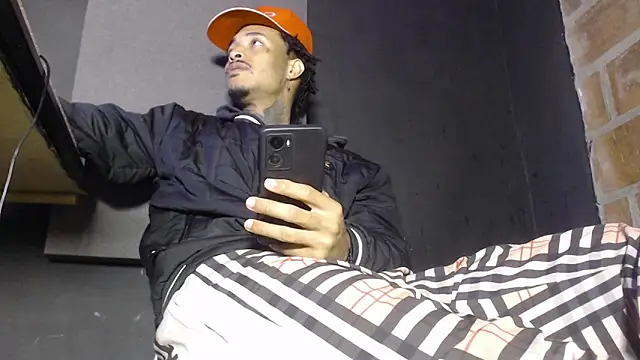 Anaconda larga online show from February 2026 01:22:02 PM