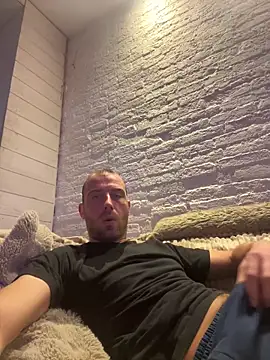 Rotteei1 online show from December 2025 08:38:01 AM