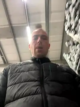 Rotteei1 online show from November 2025 08:19:01 AM