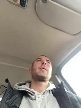 Rotteei1 online show from April 2026 03:40:02 PM