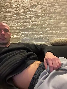 Rotteei1 online show from March 2026 06:48:02 AM