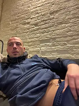 Rotteei1 online show from March 2026 11:48:02 AM