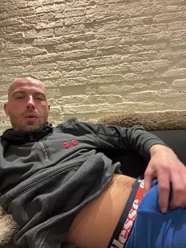 Rotteei1 online show from February 2026 12:21:02 AM