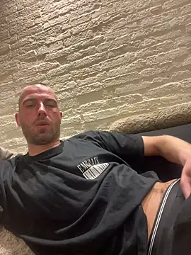 Rotteei1 online show from March 2026 07:38:01 AM