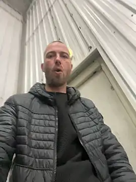 Rotteei1 online show from February 2026 09:08:02 AM