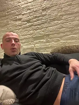 Rotteei1 online show from January 2026 08:40:02 PM