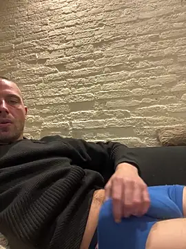 Rotteei1 online show from March 2026 05:45:02 PM