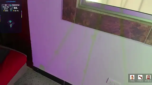 Nikki  uwu online show from April 2026 04:13:01 PM