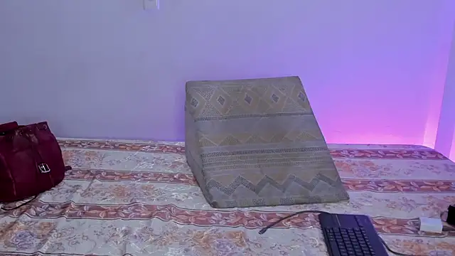 Nikki  uwu online show from February 2026 08:31:02 PM