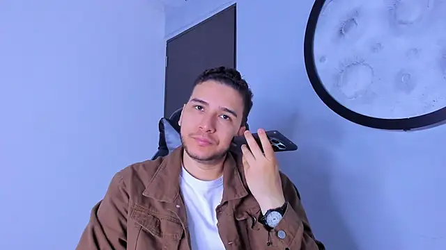 mike 257 online show from December 2025 12:08:01 PM