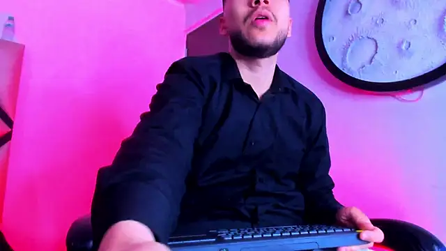 mike 257 online show from March 2026 11:41:01 AM