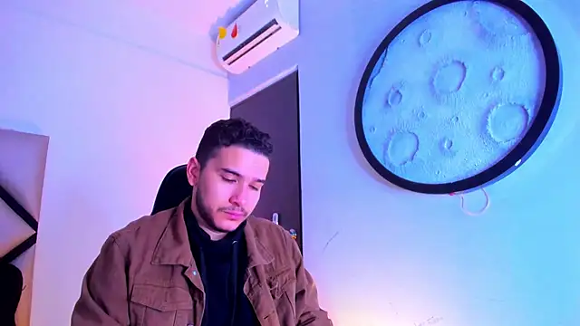 mike 257 online show from February 2026 11:32:01 AM