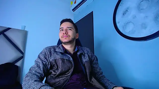 mike 257 online show from December 2025 11:56:01 AM