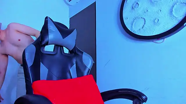 mike 257 online show from March 2026 11:44:01 AM