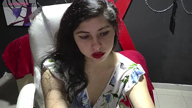 Aishaahot online show from October 2025 12:37:01 PM