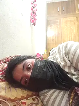 Snapshot of Hot_Angle chatting on November 2025 03:38:01 PM Hot Angle online show from November 2025 03:38:01 PM