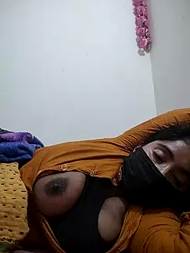 Hot Angle online show from November 2025 09:48:01 PM