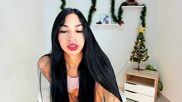 Snapshot of ZAYDA_KAJER chatting on December 2025 08:25:01 PM ZAYDA KAJER online show from December 2025 08:25:01 PM