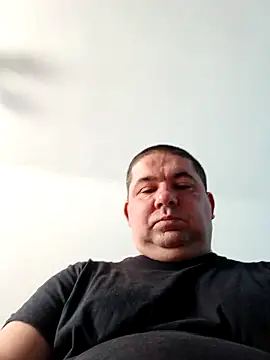 marek2355 online show from October 2025 09:19:02 AM