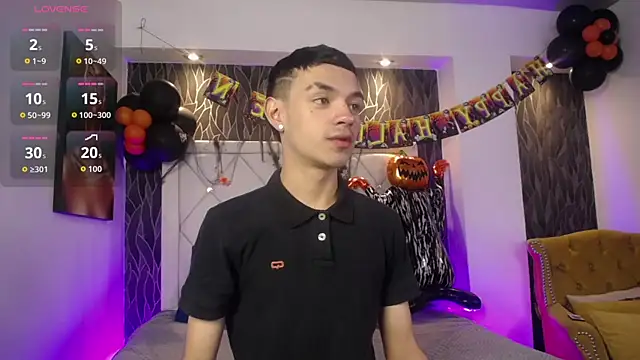 Mike lawford1 online show from October 2025 01:10:01 PM