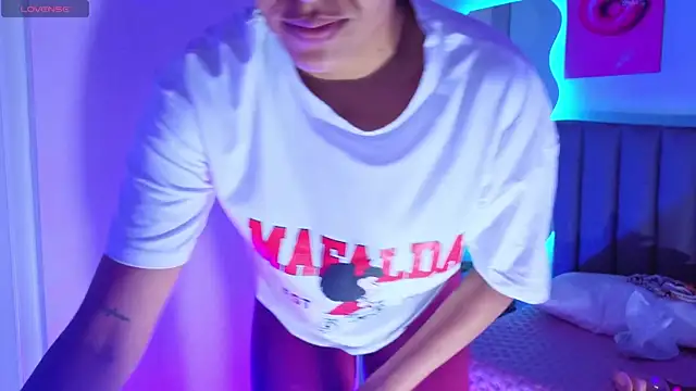 Aria Russo online show from April 2026 02:29:02 PM