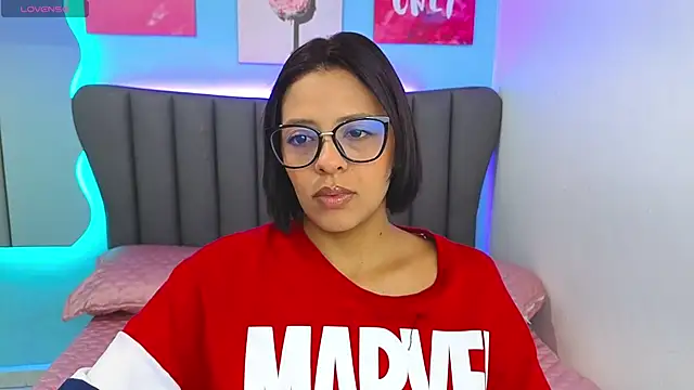 Snapshot of Aria_Russo chatting on December 2025 02:37:01 PM Aria Russo online show from December 2025 02:37:01 PM