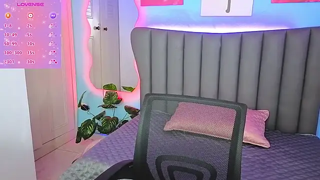 Aria Russo online show from January 2026 03:59:02 PM