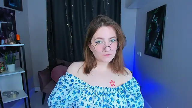 Snapshot of fairy_tara chatting on November 2025 08:58:01 PM fairy tara online show from November 2025 08:58:01 PM