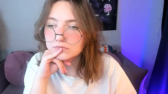 Snapshot of fairy_tara chatting on December 2025 09:03:02 PM fairy tara online show from December 2025 09:03:02 PM