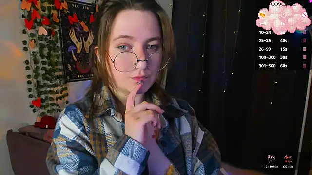 Snapshot of fairy_tara chatting on February 2026 09:33:02 PM fairy tara online show from February 2026 09:33:02 PM