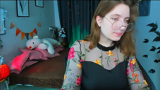 Snapshot of fairy_tara chatting on October 2025 08:42:01 PM fairy tara online show from October 2025 08:42:01 PM