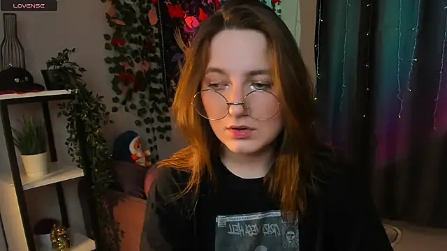 Snapshot of fairy_tara chatting on February 2026 09:23:02 PM fairy tara online show from February 2026 09:23:02 PM