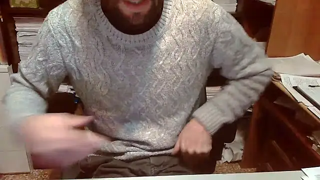 Snapshot of topg84 chatting on October 2025 07:38:01 AM topg84 online show from October 2025 07:38:01 AM