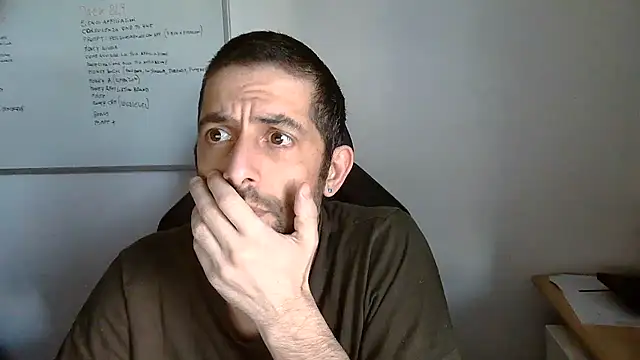 Snapshot of topg84 chatting on July 2026 05:06:02 PM topg84 online show from July 2026 05:06:02 PM