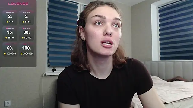 EmiliaRhodes online show from October 2025 08:30:01 PM