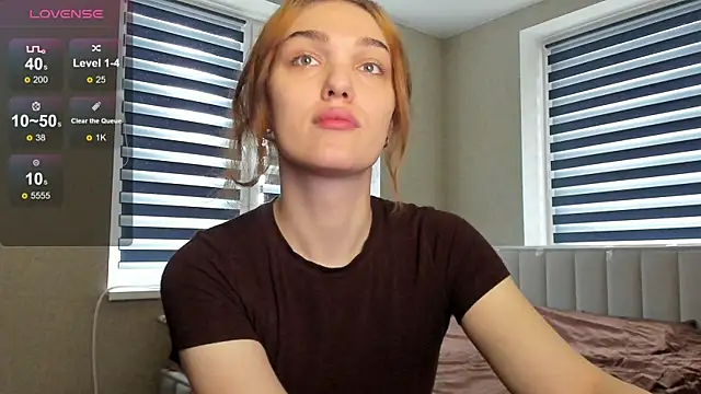 EmiliaRhodes online show from October 2025 02:05:02 PM