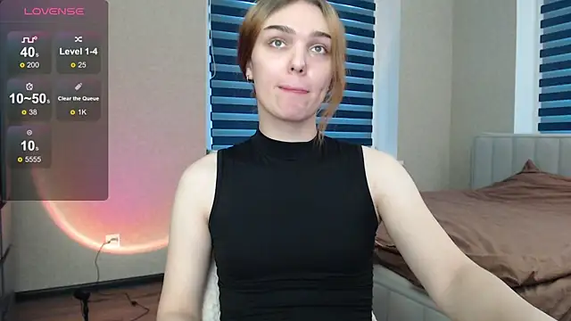 EmiliaRhodes online show from November 2025 02:16:02 PM