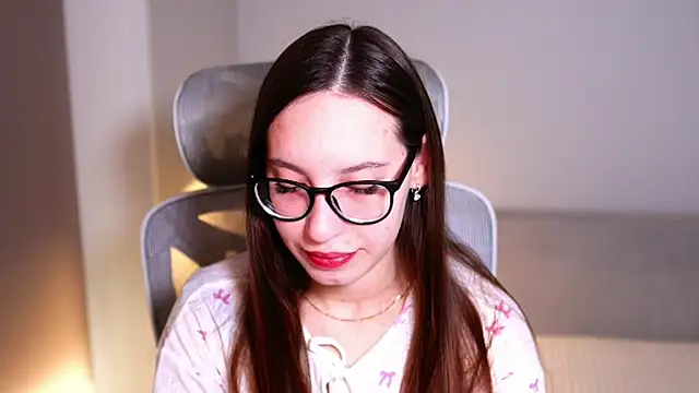 WhyEmmyCry online show from March 2026 05:21:02 AM