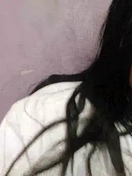 CrystalNeon online show from November 2025 03:27:02 PM