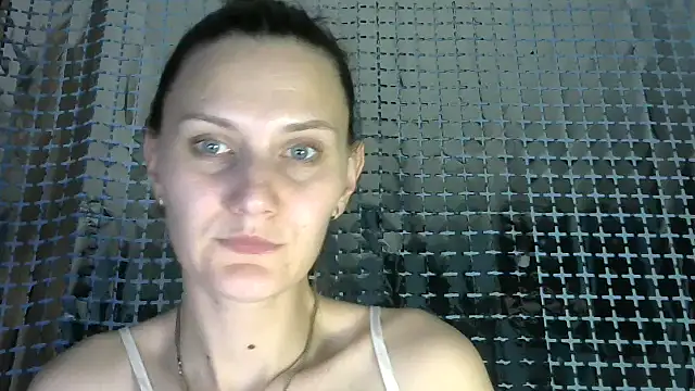 Snapshot of Err_Ass chatting on October 2025 08:42:01 PM Err Ass online show from October 2025 08:42:01 PM
