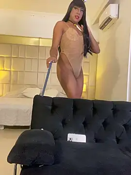 IsabellaDarrell ts online show from December 2025 03:06:02 PM