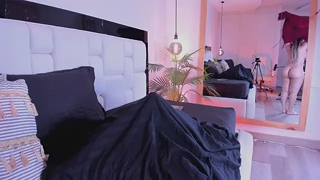 Snapshot of Hanna_palmer_ chatting on October 2025 09:15:02 PM Hanna palmer  online show from October 2025 09:15:02 PM