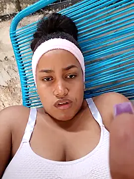 NahomiWalker  online show from November 2025 05:50:02 PM