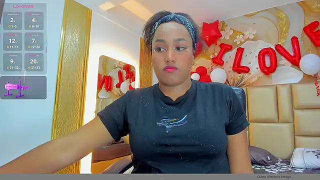 NahomiWalker  online show from February 2026 07:57:02 PM