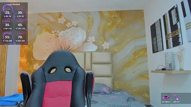 NahomiWalker  online show from February 2026 08:08:02 PM