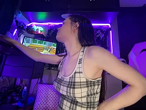 Thedeepwebcutie online show from May 2026 03:57:01 AM
