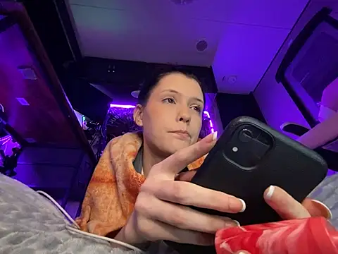 Thedeepwebcutie online show from June 2026 07:19:02 AM