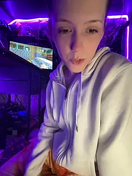 Thedeepwebcutie online show from June 2026 06:36:01 AM
