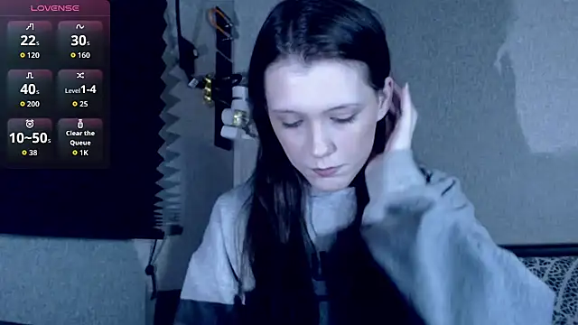 Snapshot of Thedeepwebcutie chatting on November 2025 08:29:01 AM Thedeepwebcutie online show from November 2025 08:29:01 AM